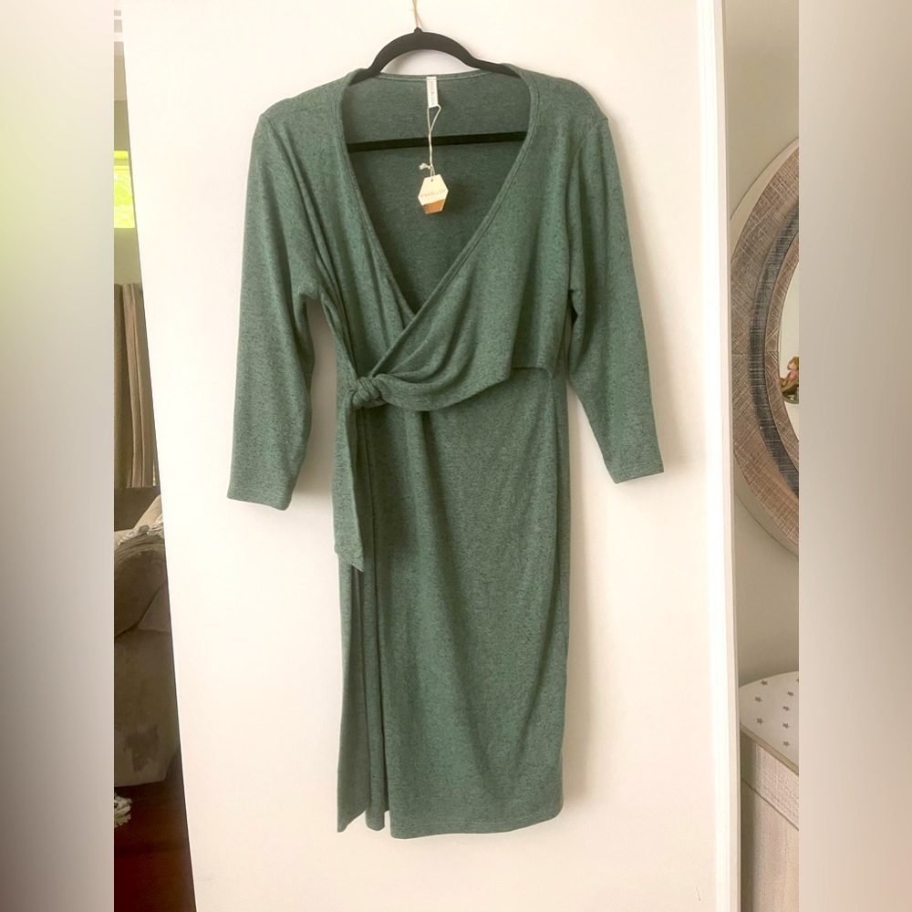 NWT, PINKBLUSH MATERNITY wrap dress